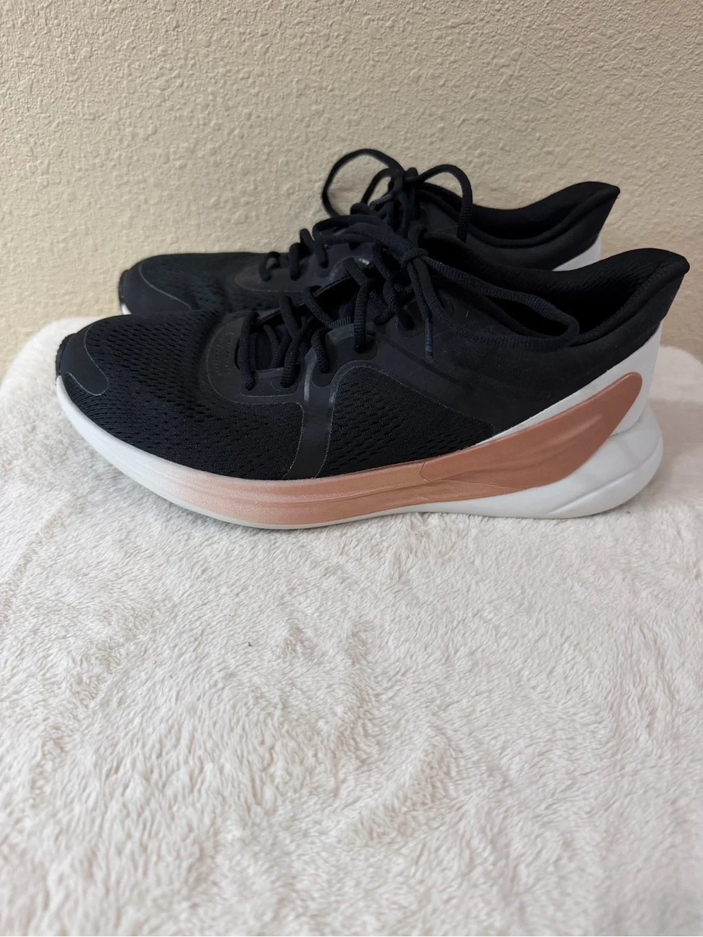 Lululemon Blissfeel Running Sneakers